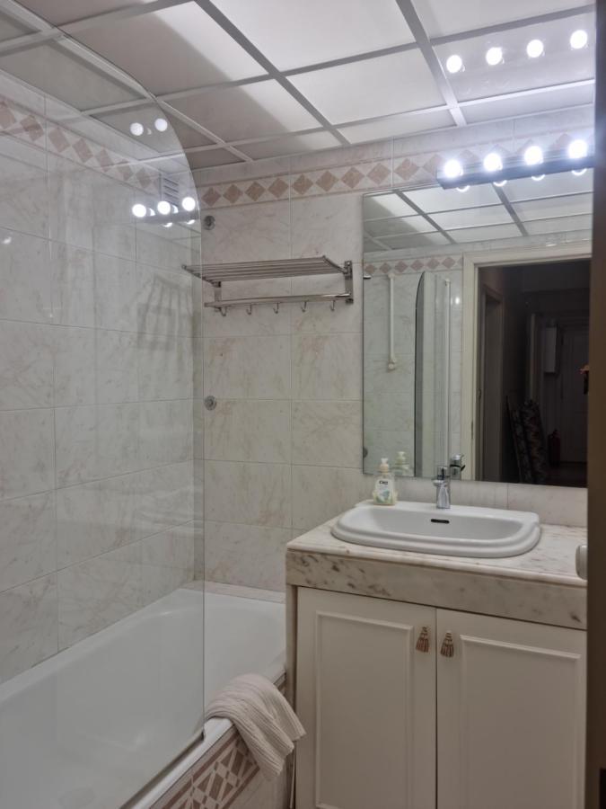 Appartement Espaçoso Apartamento Junto Ao Metro
