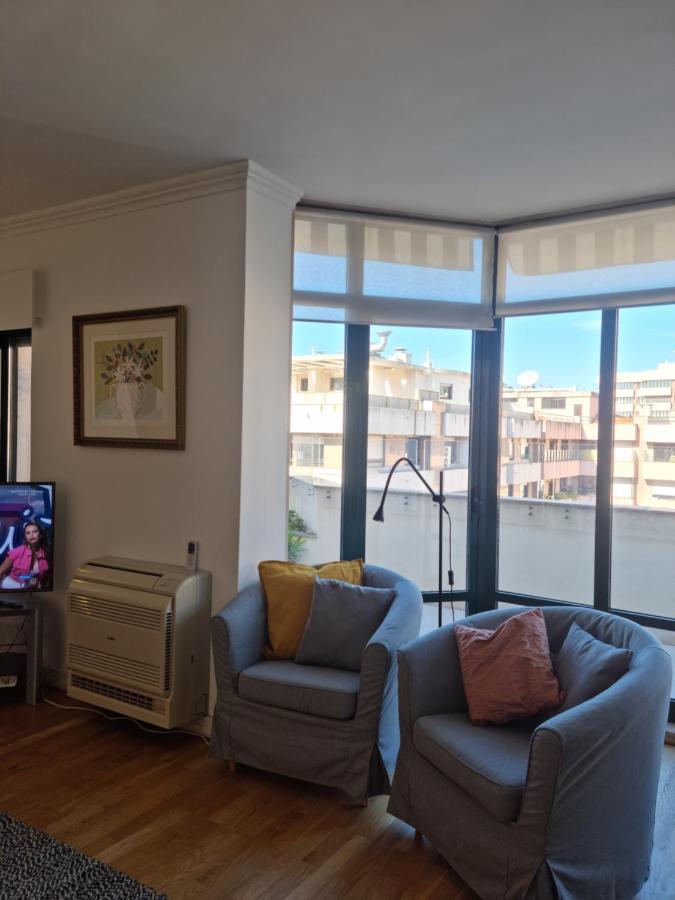 Espaçoso Apartamento Junto Ao Metro