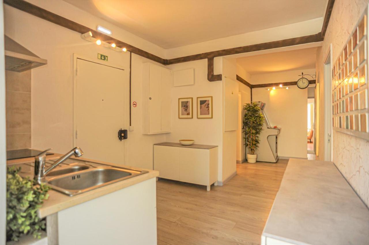 Casa de hóspedes Marques De Pombal - 8 Bedroom Lisboa