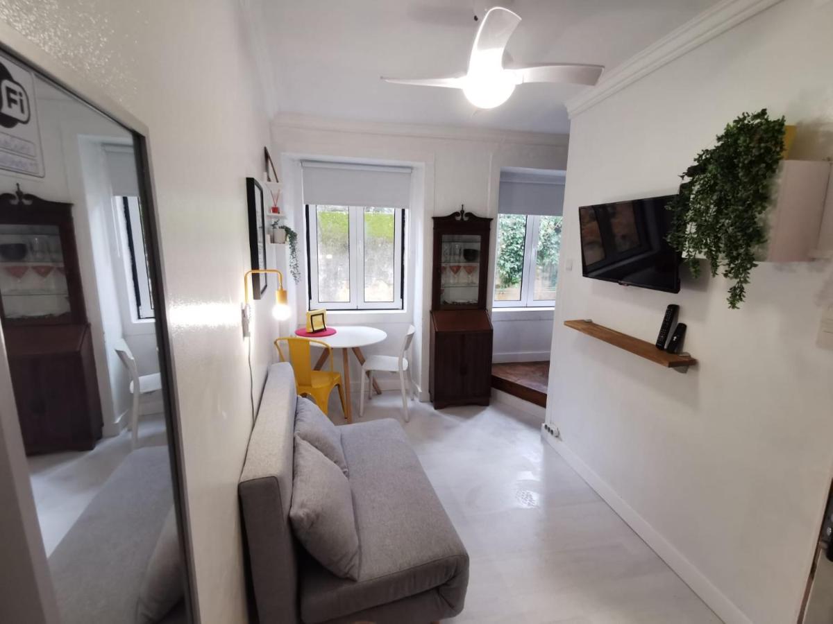 Lovely Small Loft In Alfama Near Castelo S Jorge Appartement *