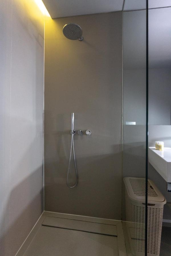 8 Building Serviced By The River * Lissabon