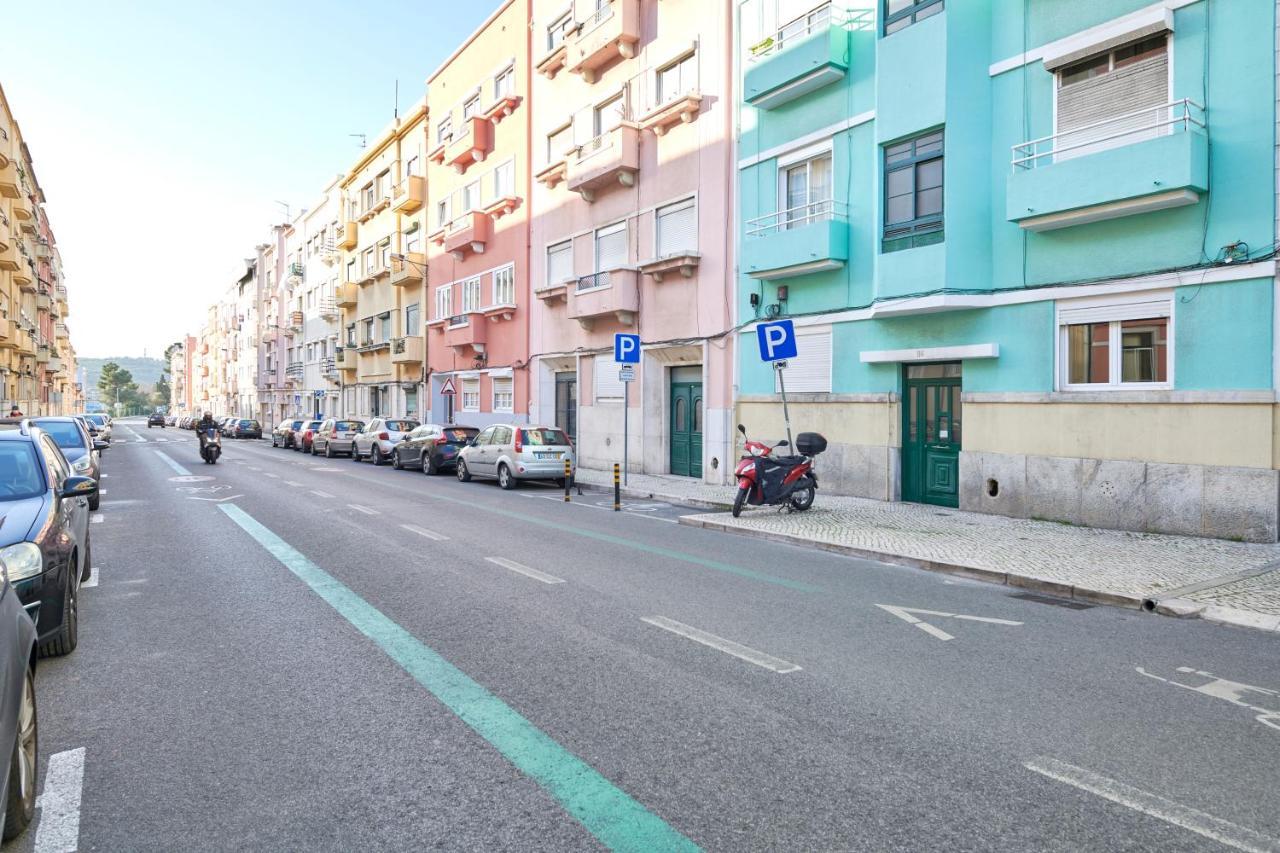 Charming 3br W/ Patio, By Timecooler Lissabon