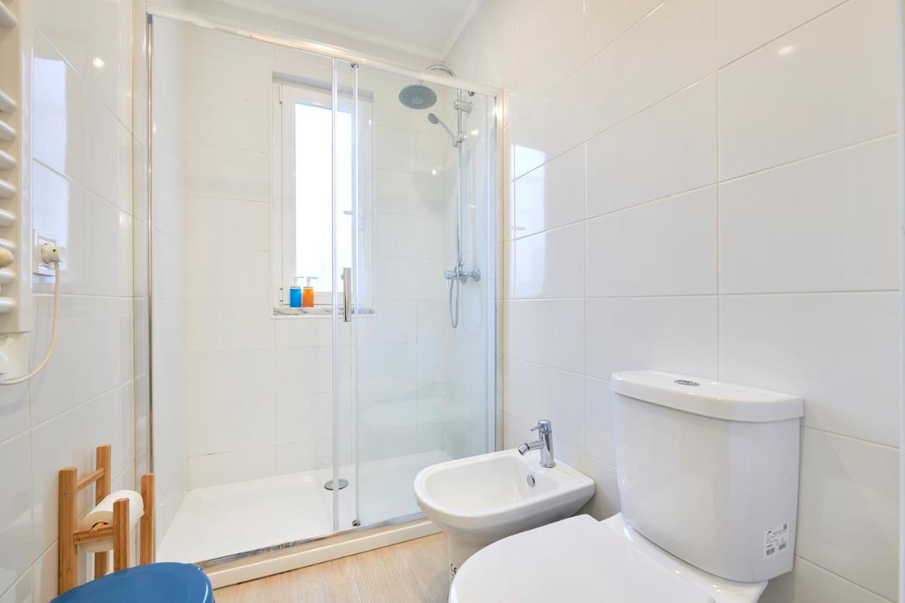Charming 3br W/ Patio, By Timecooler Lissabon