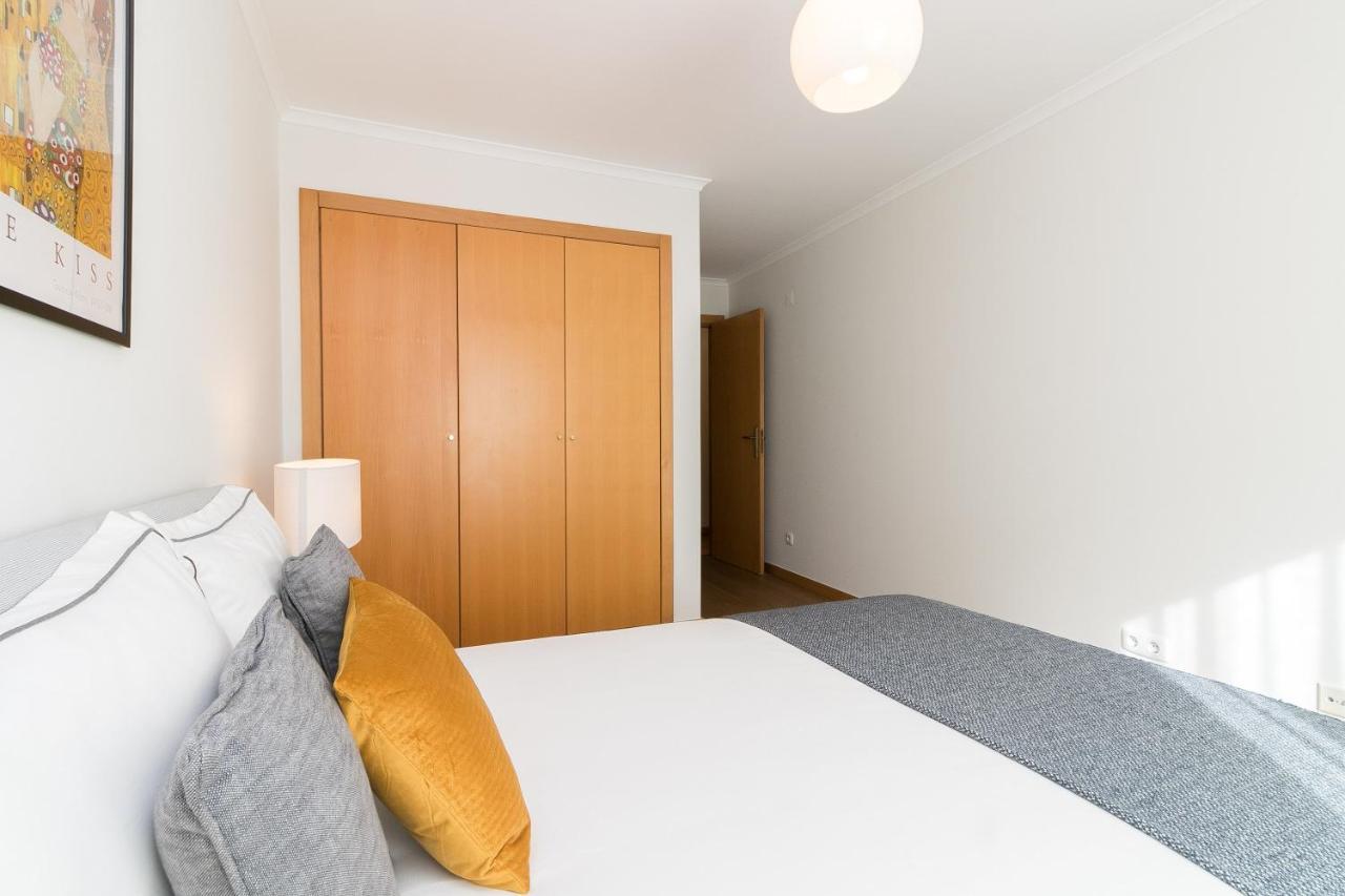 Premium Flat In Upscale Area, Balcony, Parking Apartment *