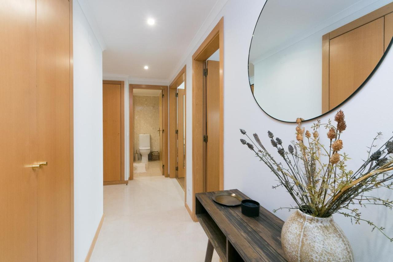 Premium Flat In Upscale Area, Balcony, Parking * Lissabon