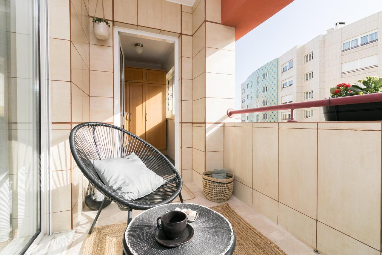 Premium Flat In Upscale Area, Balcony, Parking * Lissabon