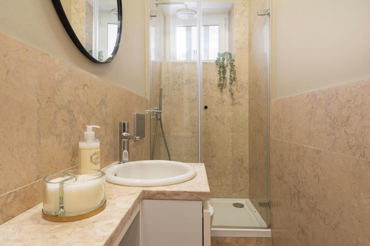 Charming In Private At Graca Apartment Lissabon