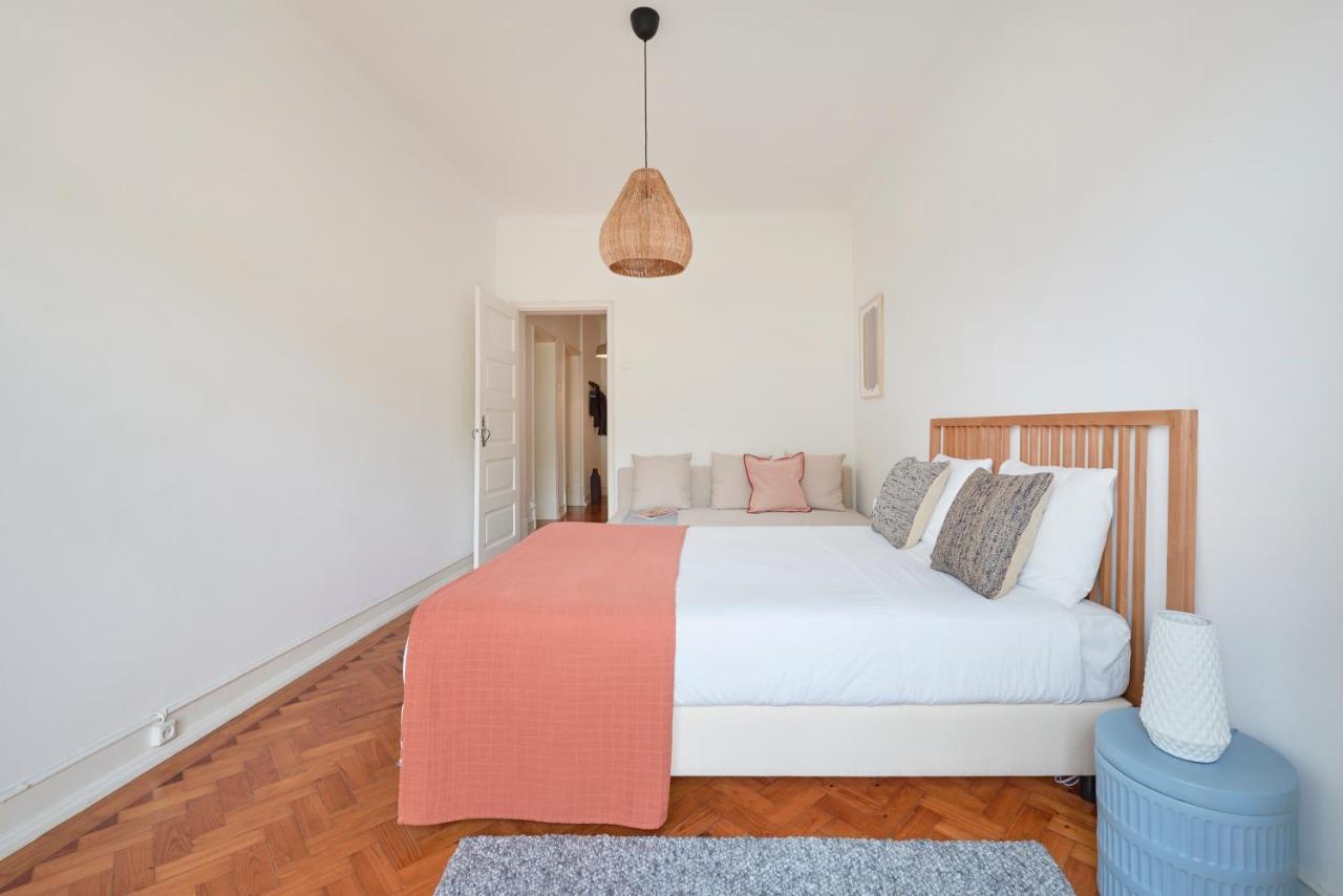 Light-filled & Renovated Apartment, By Timecooler Appartement