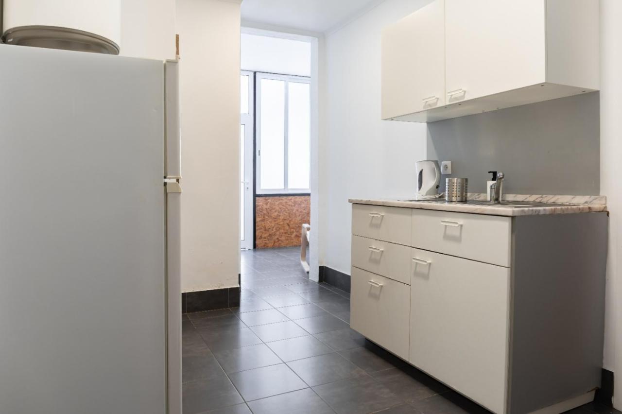 Entrecampos - Two Bedroom With Terrace Apartment Lissabon