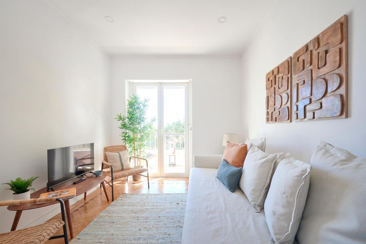 Apartment Enjoy The Sunny Balcony, By Timecooler *