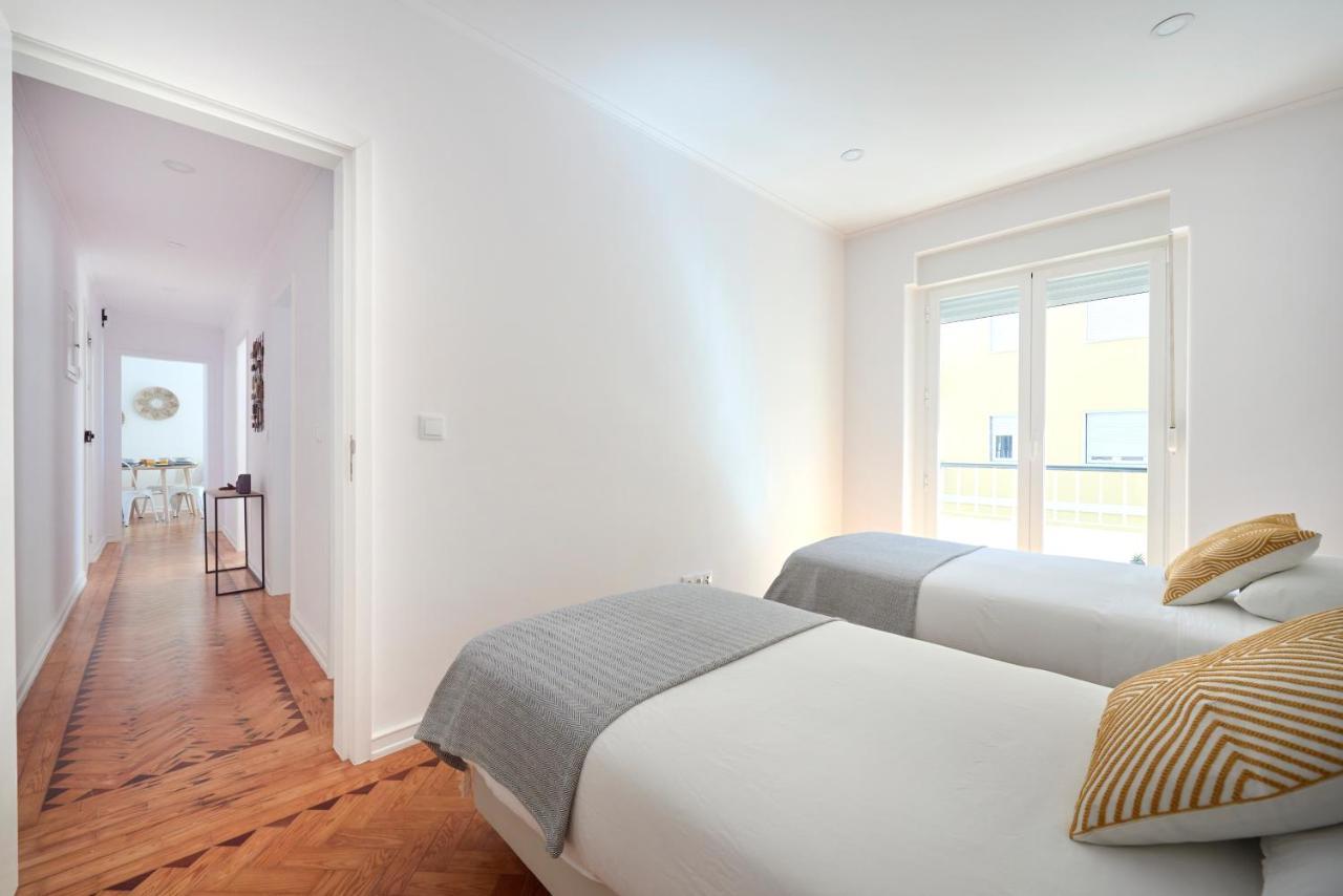 Enjoy The Sunny Balcony, By Timecooler Apartment Lissabon