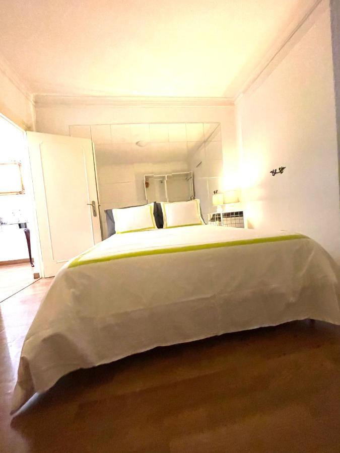 Apartment Santos Luxos Lisbon