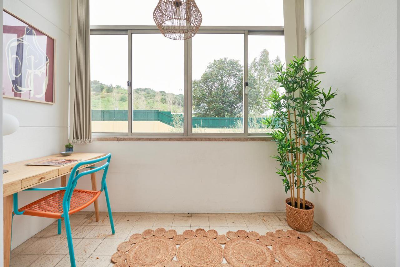 Light-filled & Renovated Apartment, By Timecooler * Lisboa