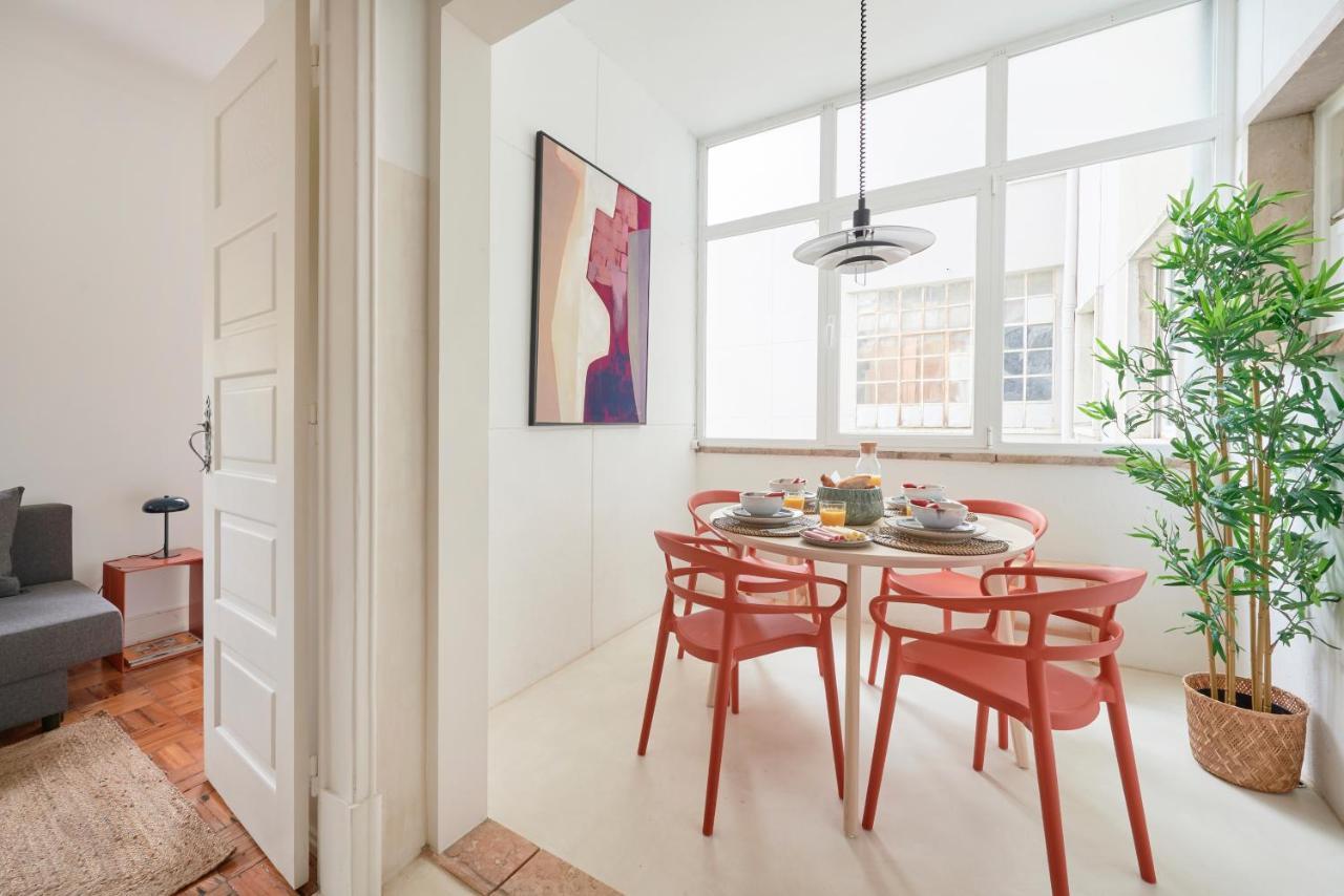 Light-filled & Renovated Apartment, By Timecooler Appartement