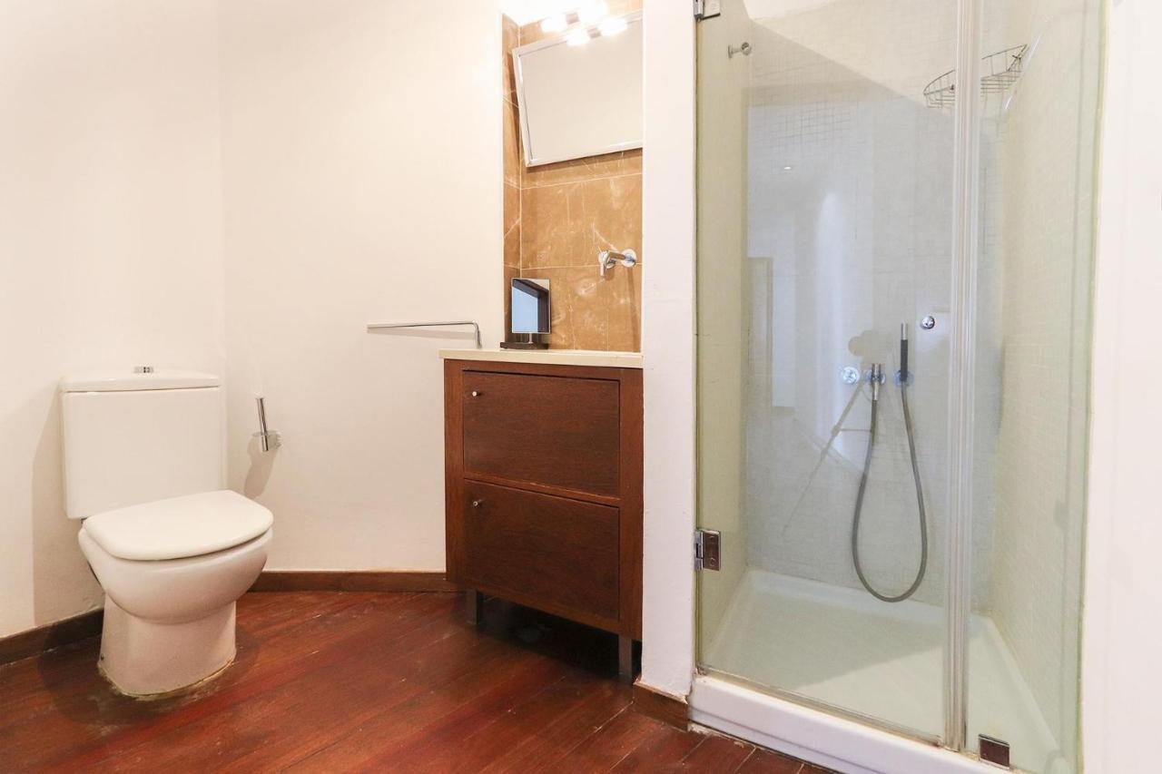 Apartment Downtown Delight By Homing *