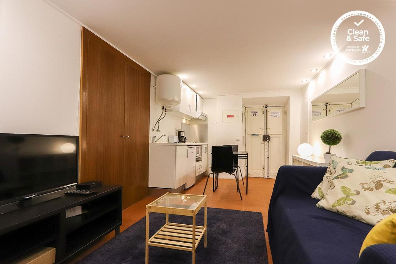 Bairro Alto Blue & By Homing Apartment