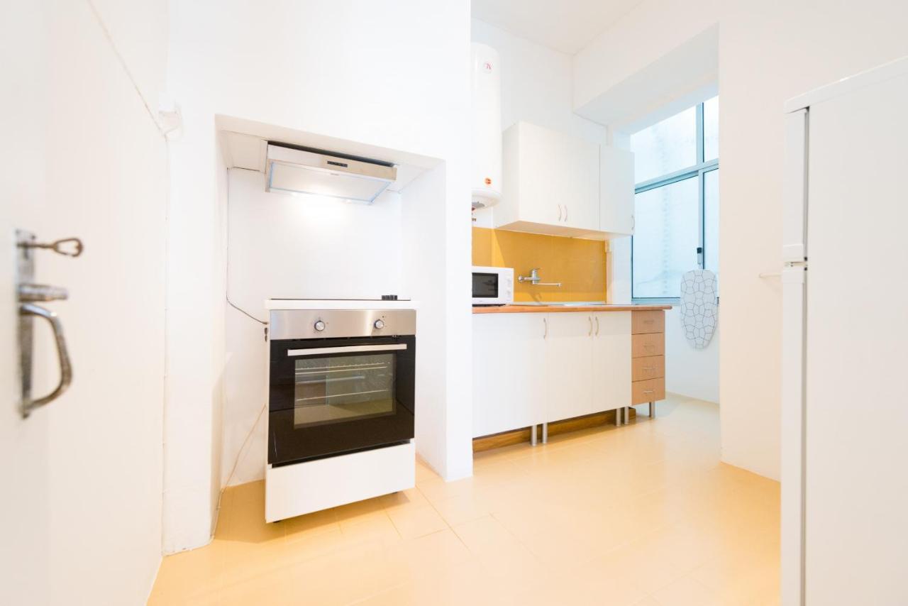 Typical Almirante By Homing Appartement