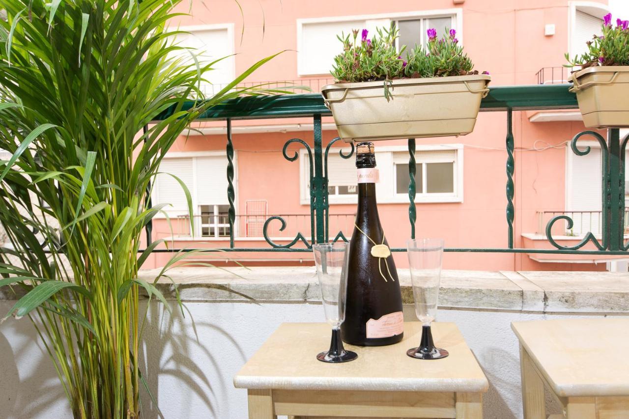 Apartment Charming For A Great In Lissabon