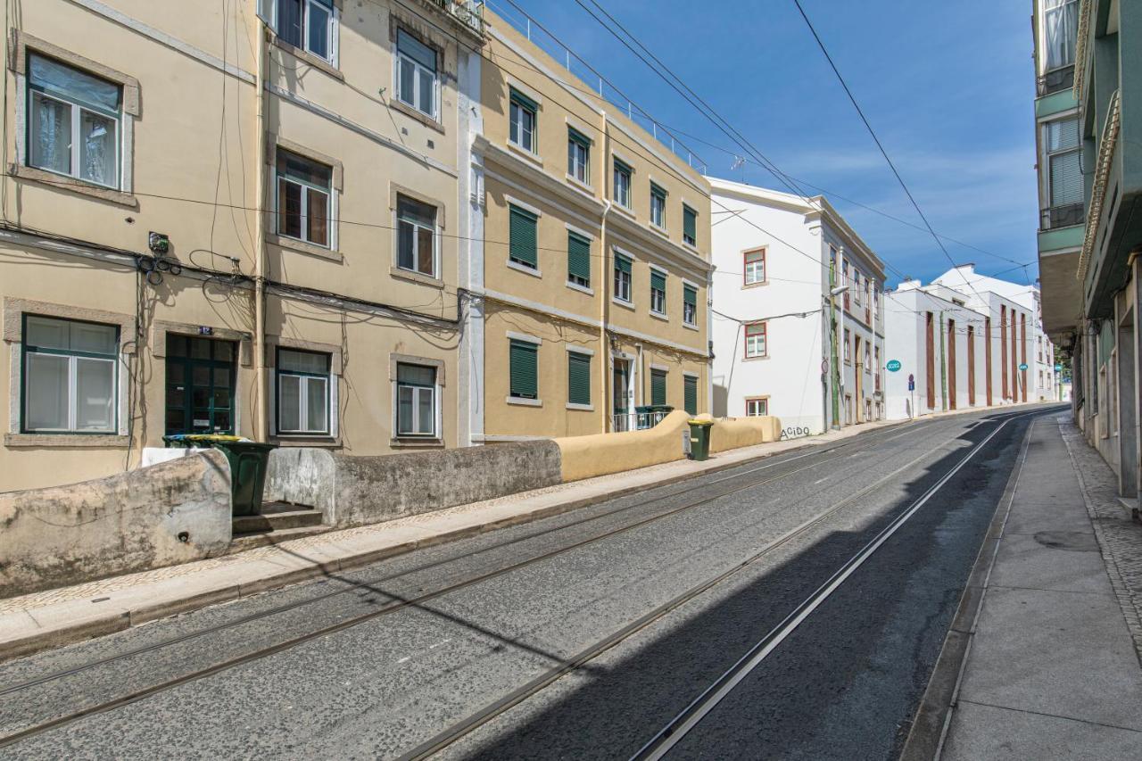 Apartment Typical 2bdr In By Lovelystay Lisbon