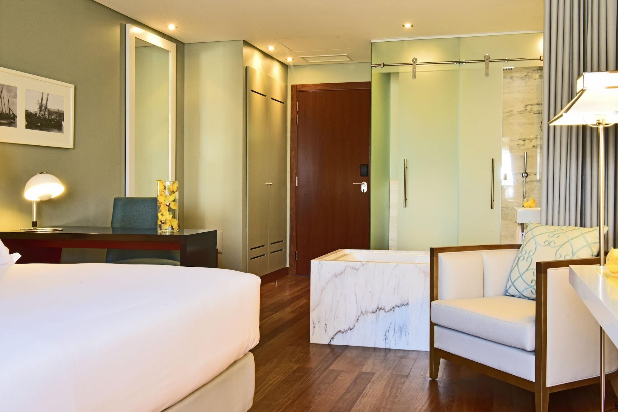 De - Small Luxury Of The World 5* Lissabon