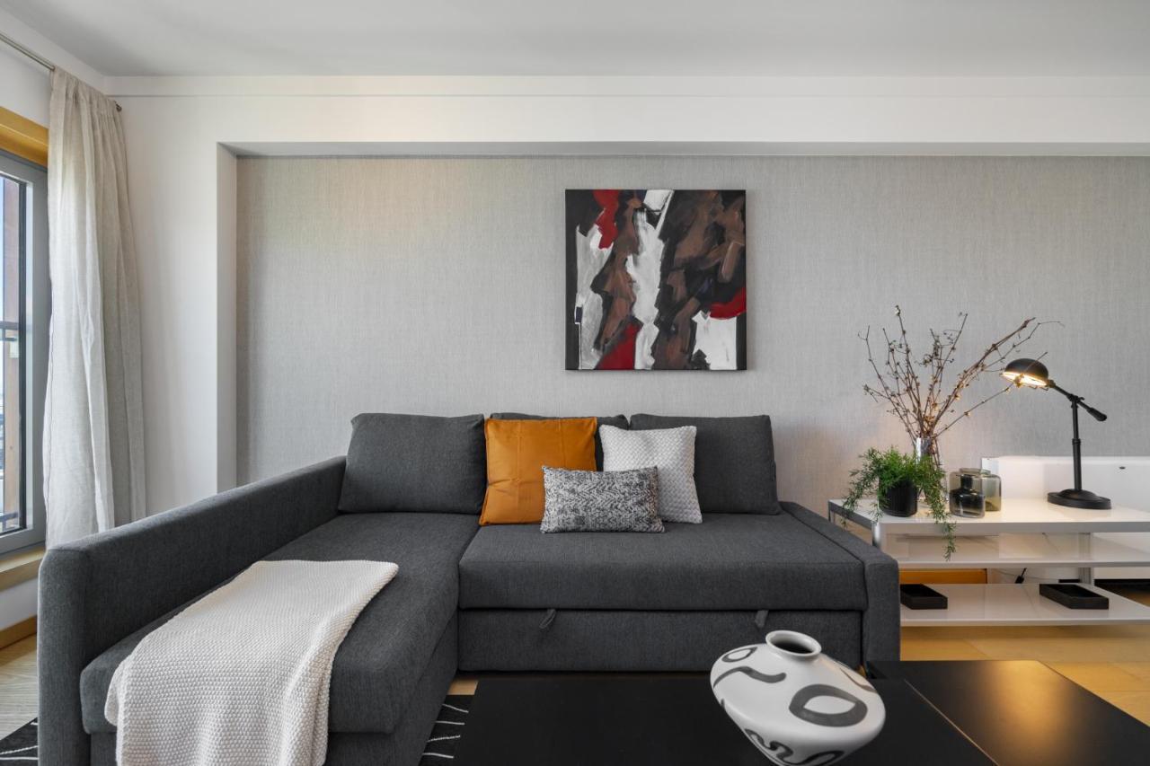 Whome Panoramic View With Elevator, Ac, Garage Perfect For Families & Business Travellers Apartment