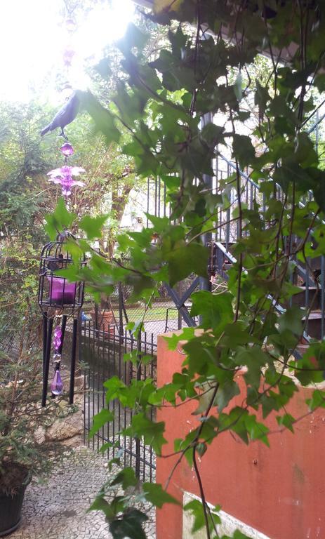 Whatever Art Bed & Breakfast Lisbon