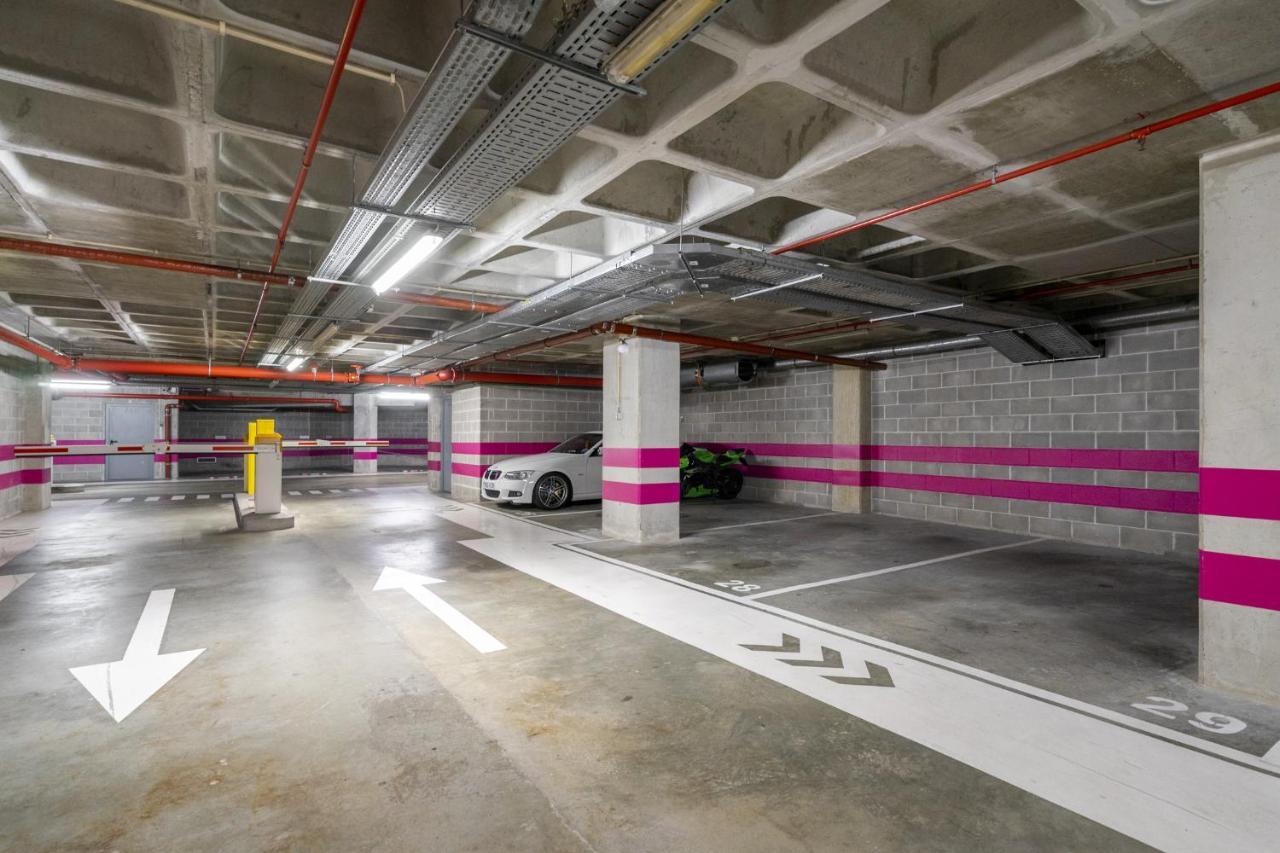 Whome Panoramic View With Elevator, Ac, Garage Perfect For Families & Business Travellers * Lisbon