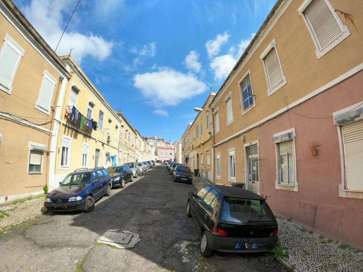 T2 In Typical In Sapadores Lisboa