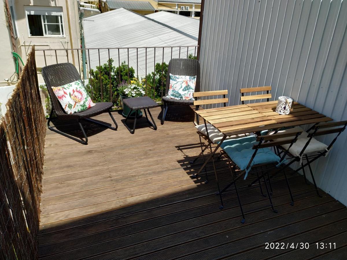 Retiro Da Graça: Stylish Sunny Apt With A Balcony Apartamento *