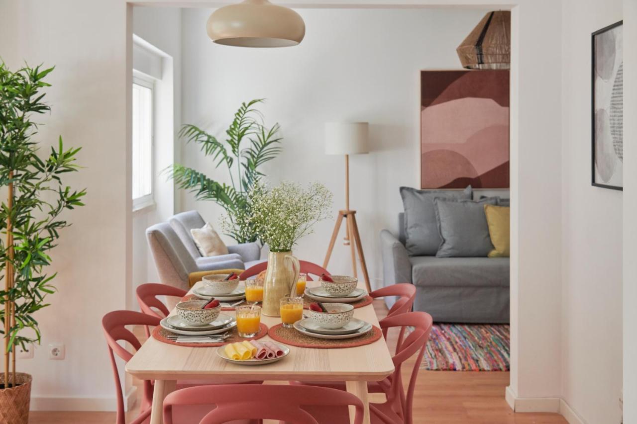 Sunset Balcony Apartment, By Timecooler Apartment Lisbon