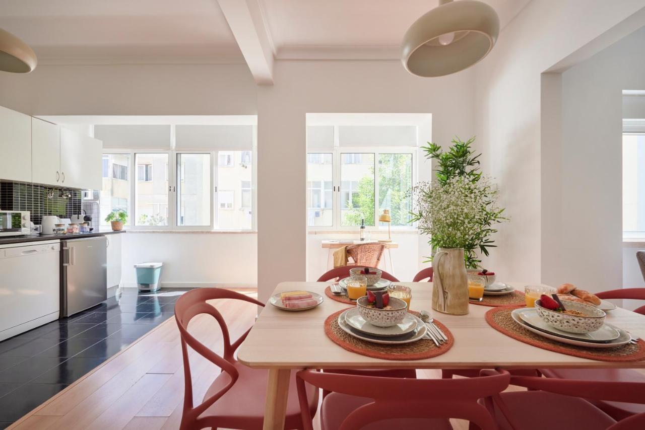 Sunset Balcony Apartment, By Timecooler Apartment Lisbon