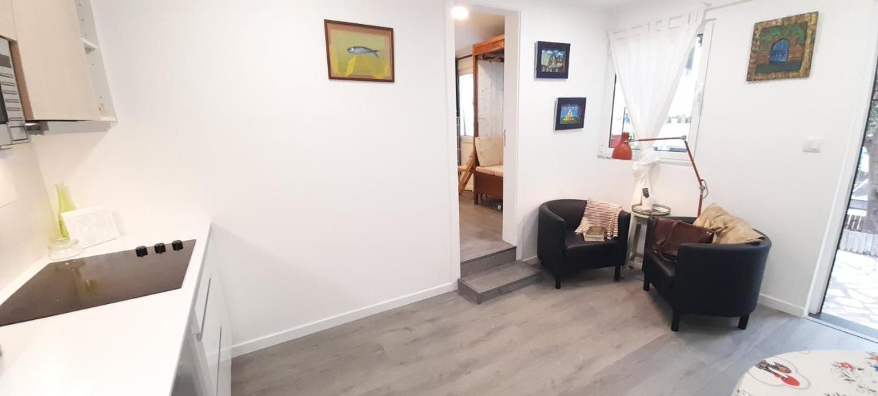 Lxroller Guest house