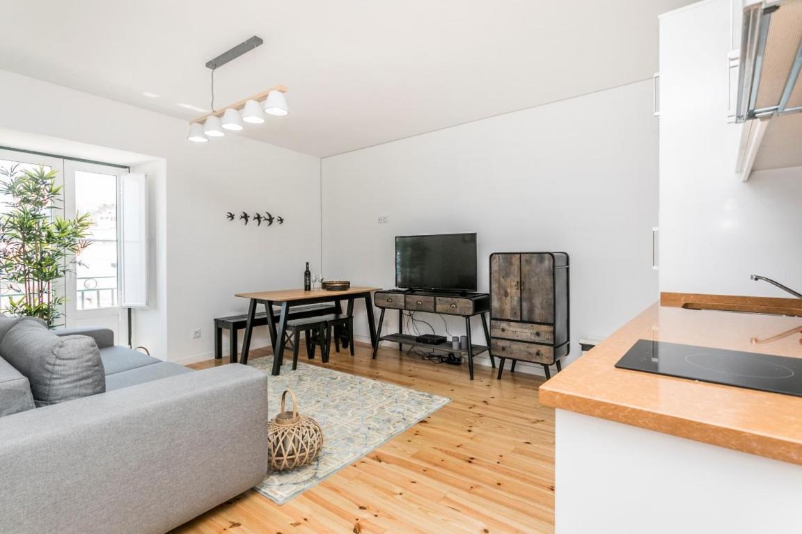 Apartment Santo Estevao By Spoton *