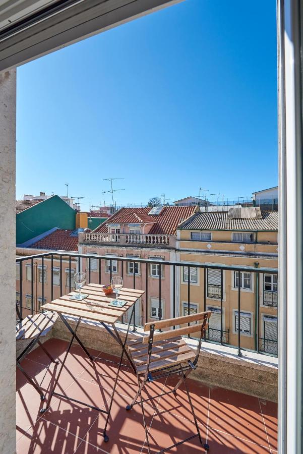 Apartment Terrace With River View *