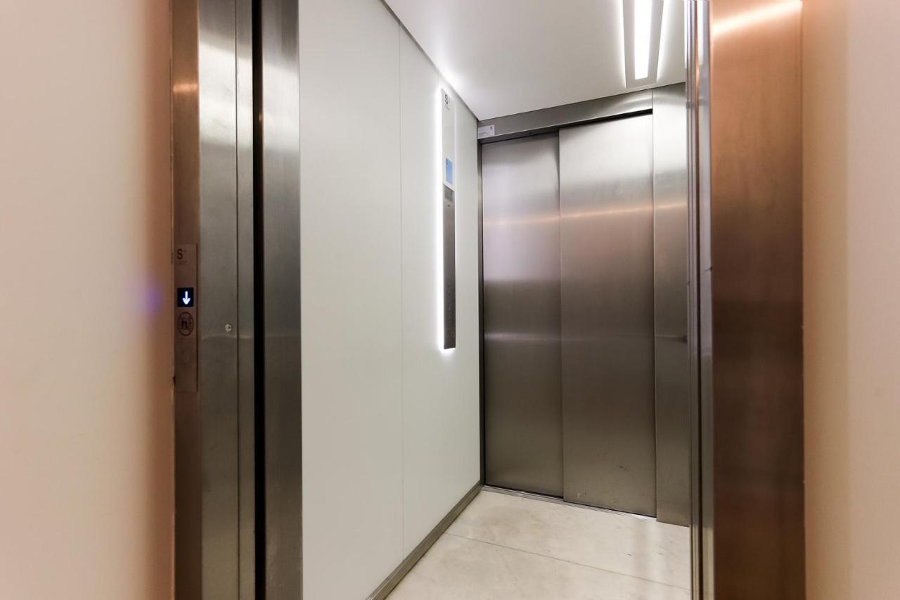 Apartment Combro By Homing *