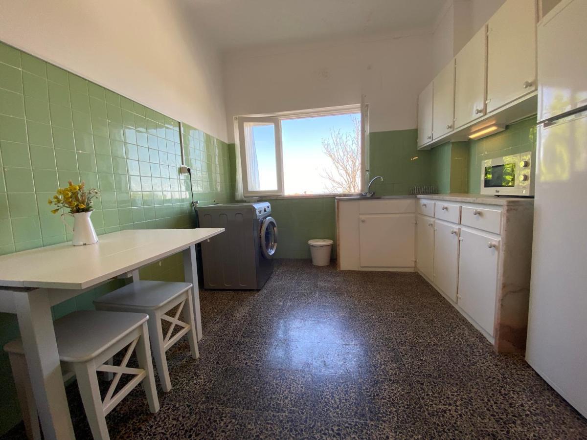 Flora's Apartment