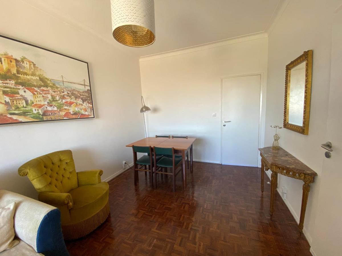 Flora's Apartment