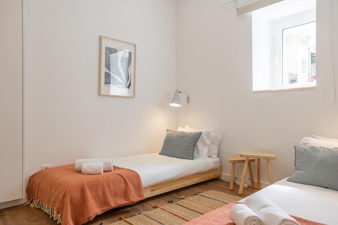 Trendy T.m By The River Apartment