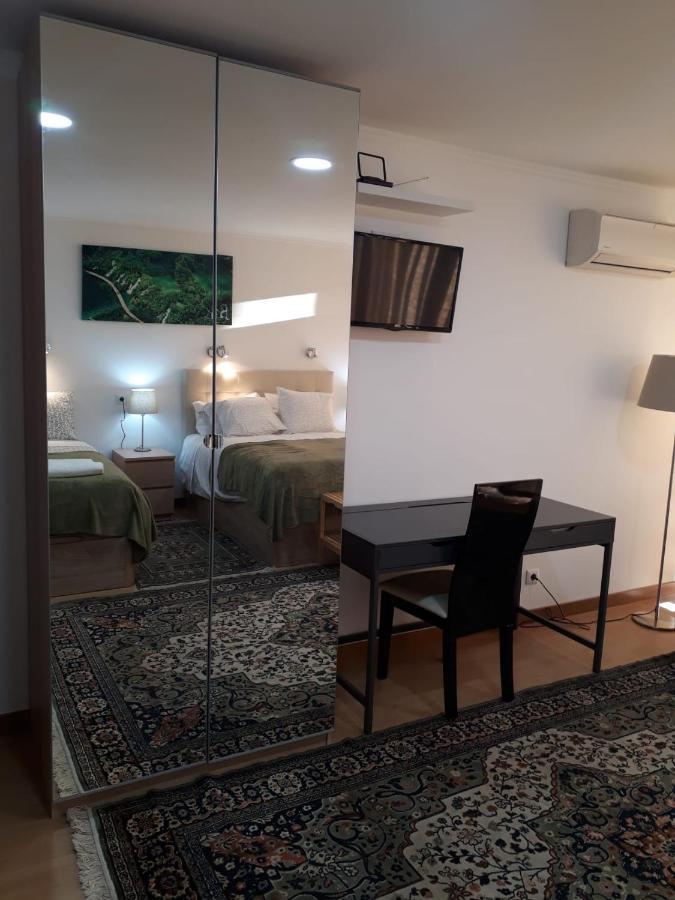 Appartement City 2 *