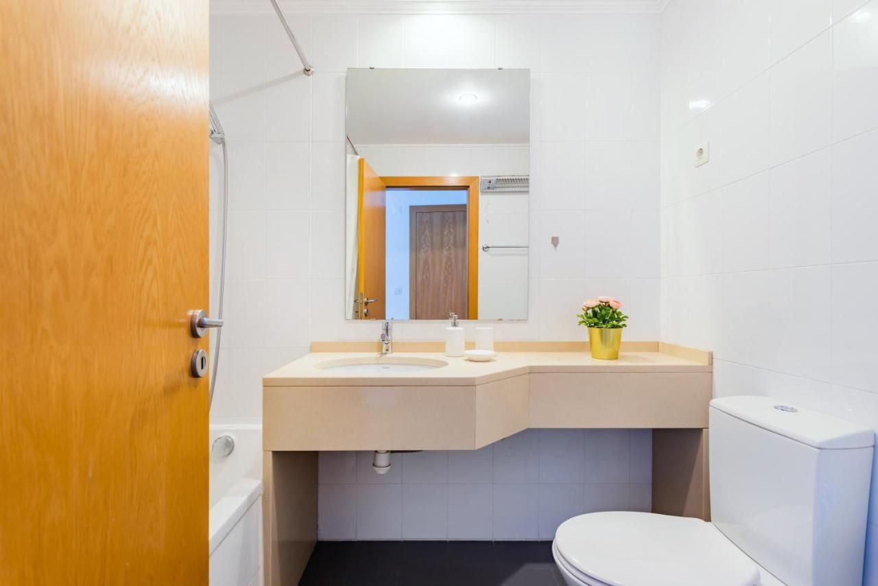 Apartment Enjoy Oceanos 96 Lissabon