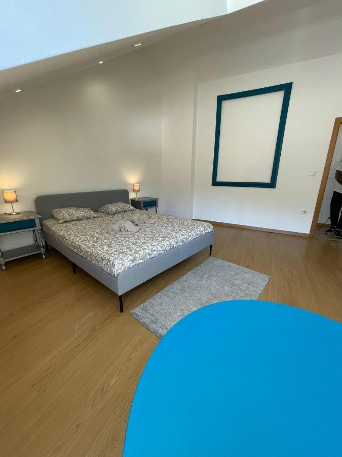 Portucale ! Stylish Campo Ourique Appartement