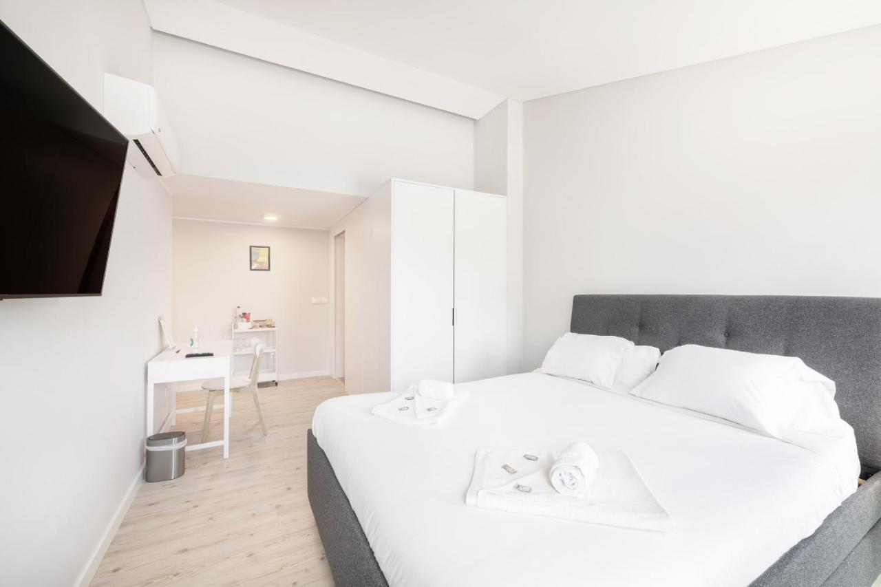 Olala Oriente Suites Ii *