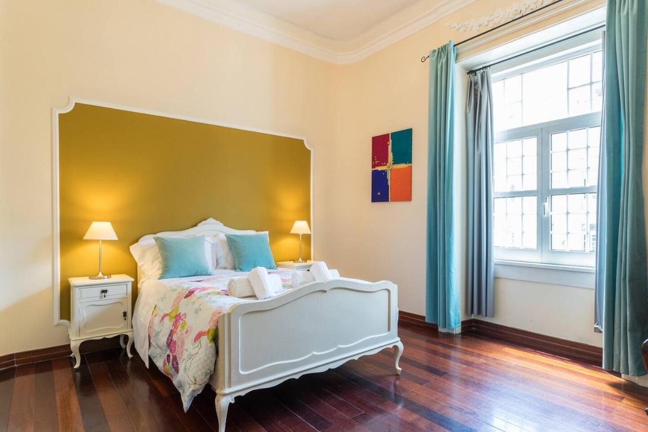 3 Bedroom, 2 Bathroom - Palma * Lisbon