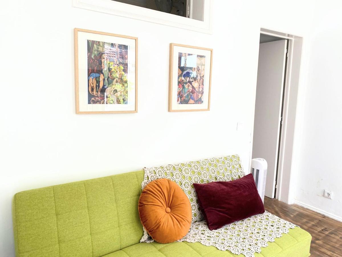 Portuguese In The Heart Of Apartment
