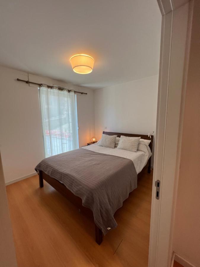 Elegant Castle View Apartment *