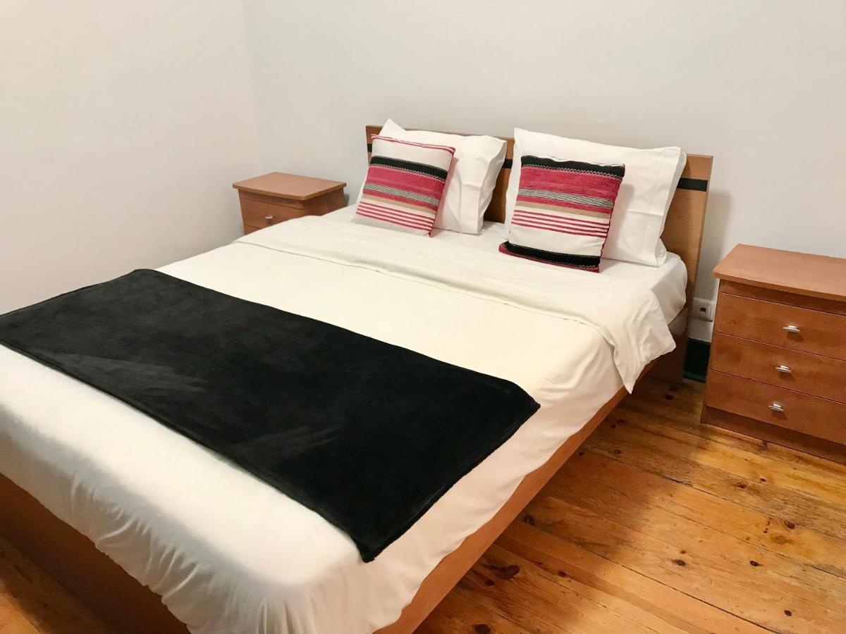 Sublime Black Bedroom Séjour chez l'habitant Lisboa
