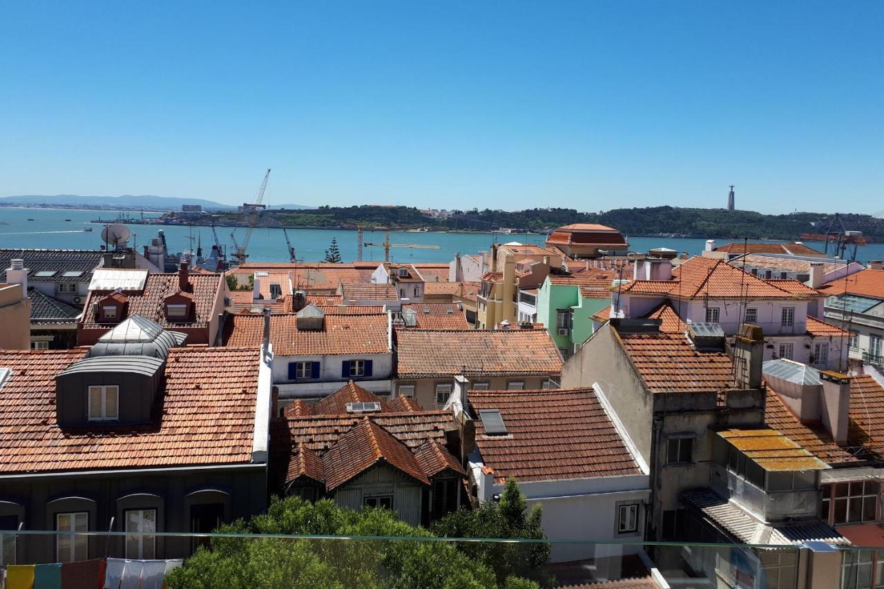 Apartment Designer Flats In Lapa By Lovelystay Lissabon