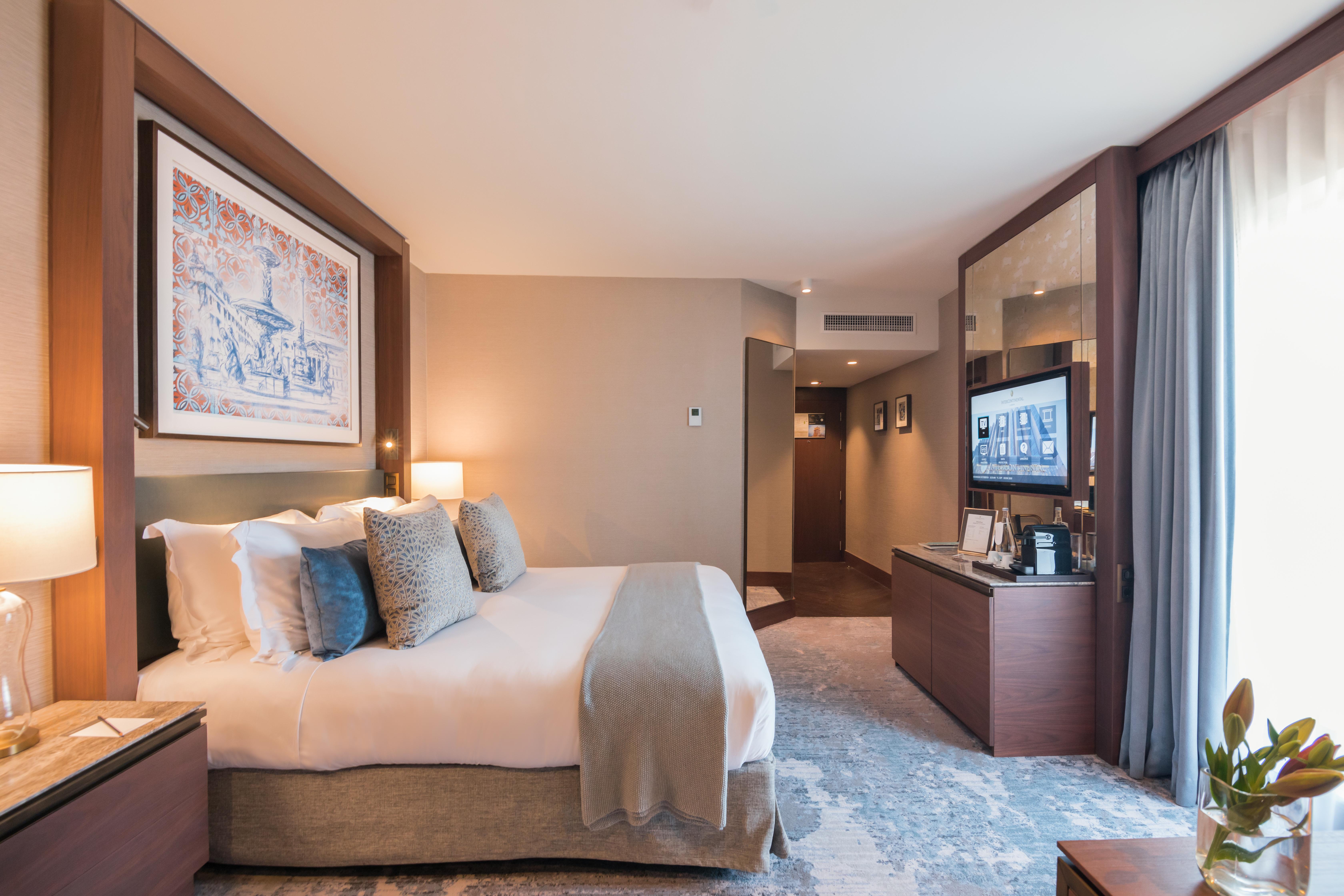 Intercontinental By Ihg Hotel