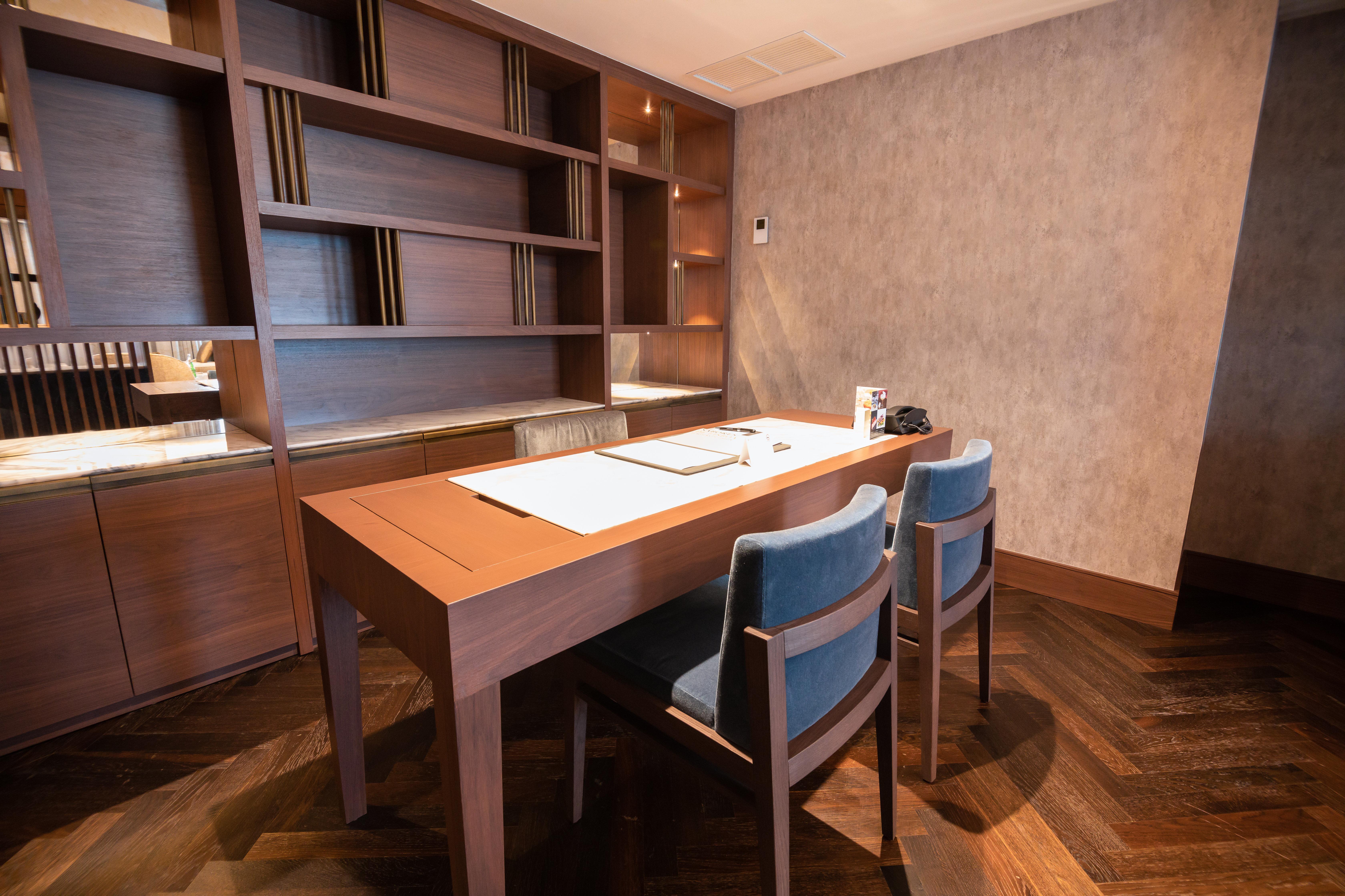 Intercontinental By Ihg Hotel