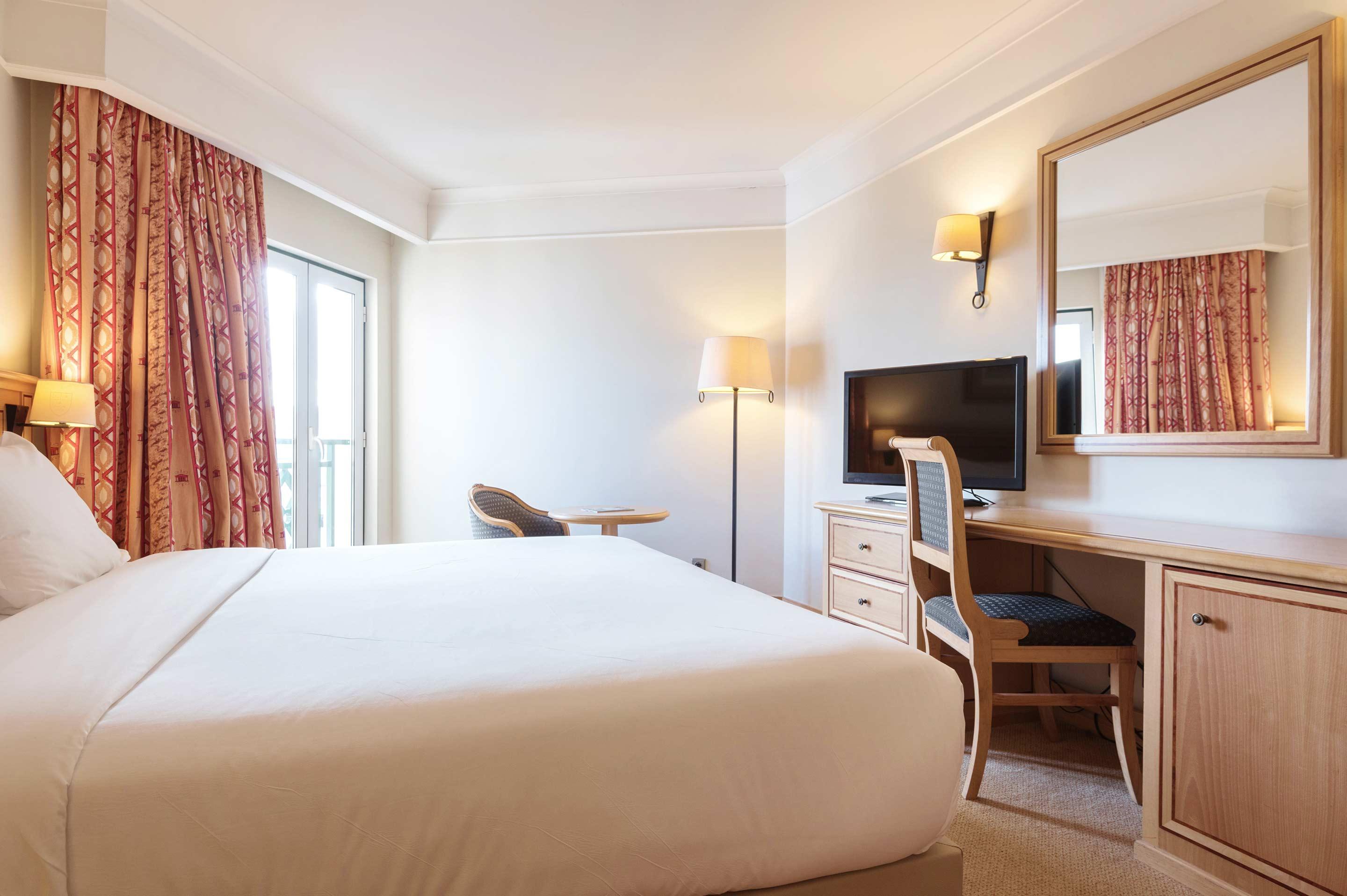 Real Palacio Hotel 5*